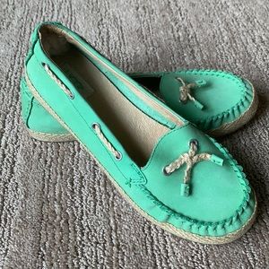 UGG slip on shoes green! Like new condition!